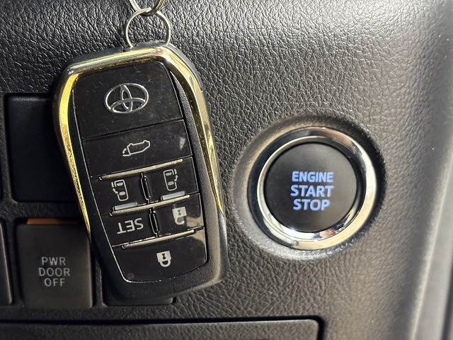 トヨタ&nbsp;アルファードの画像11