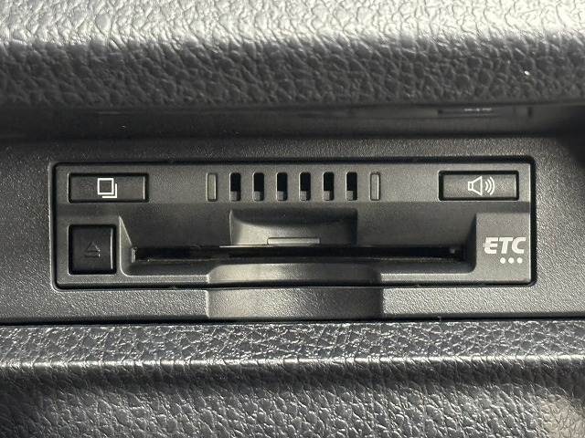 トヨタ ヴォクシーの画像12