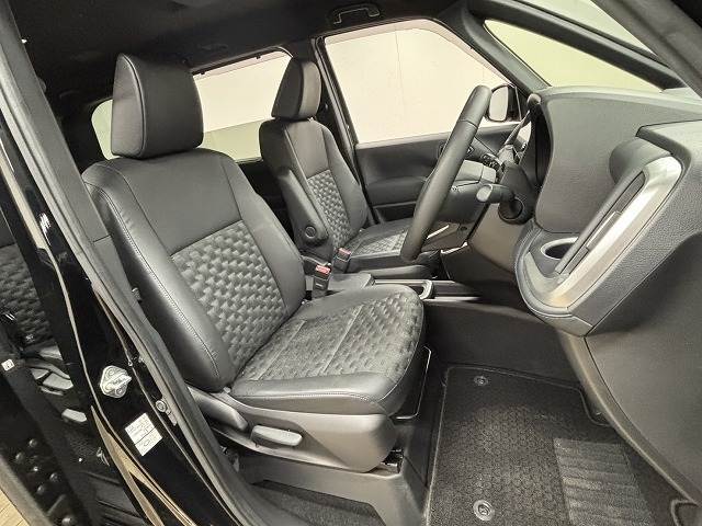 トヨタ&nbsp;ヴォクシーハイブリッドの画像5