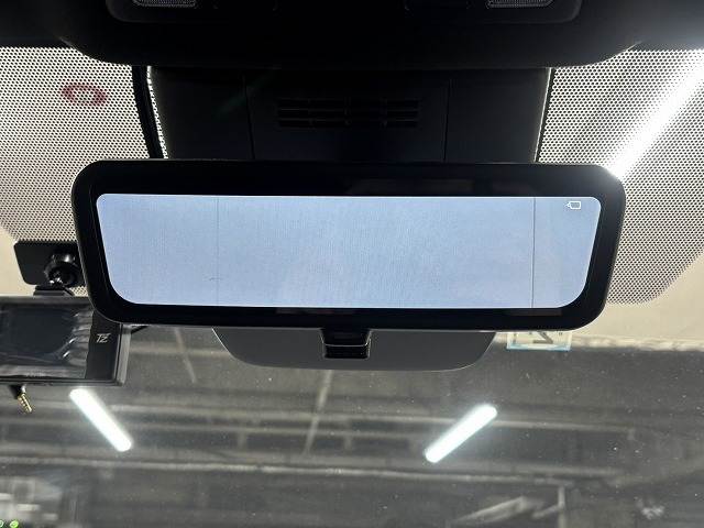 トヨタ&nbsp;ヴォクシーハイブリッドの画像8