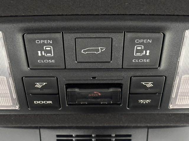 トヨタ&nbsp;ヴォクシーハイブリッドの画像11