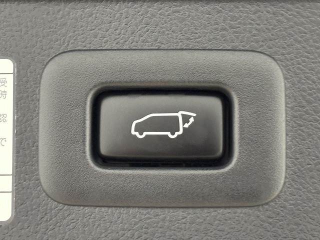 トヨタ ヴェルファイアの画像12