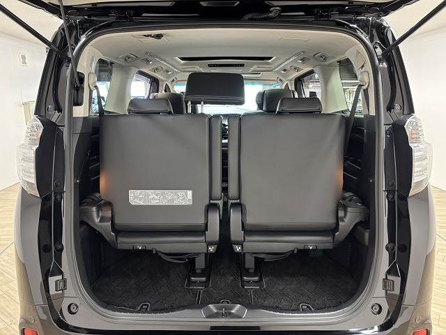 トヨタ ヴェルファイアの画像13