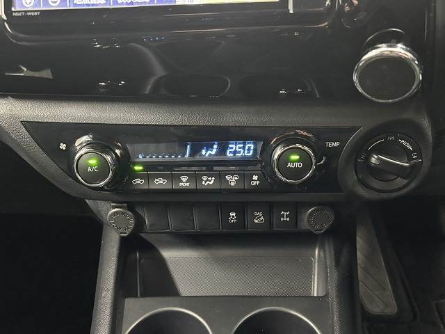 トヨタ ハイラックスの画像8