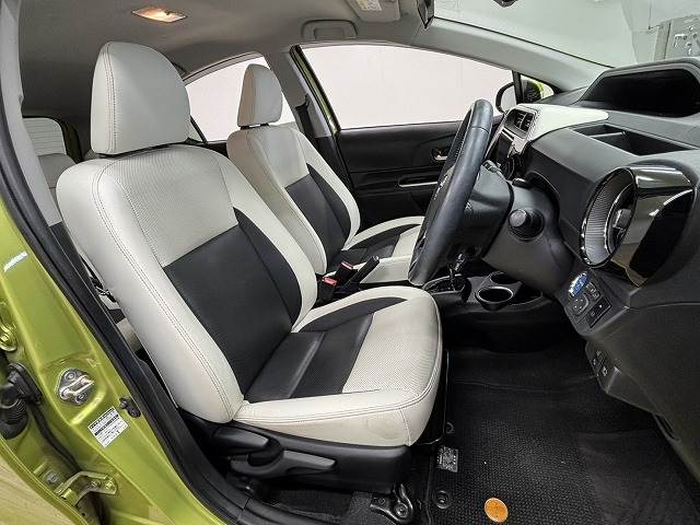 アクア□G ソフトレザーセレクション 内装他