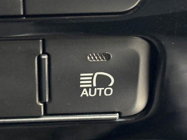 トヨタ&nbsp;プリウスの画像9