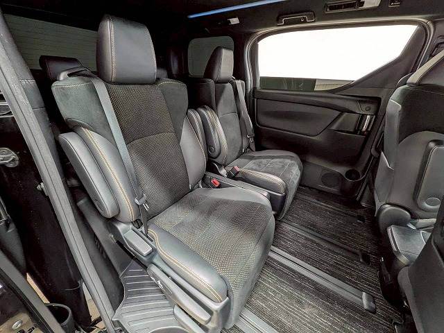 トヨタ&nbsp;ヴェルファイアの画像6