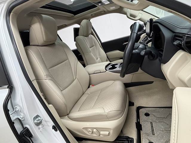 トヨタ ランドクルーザー300系の画像5