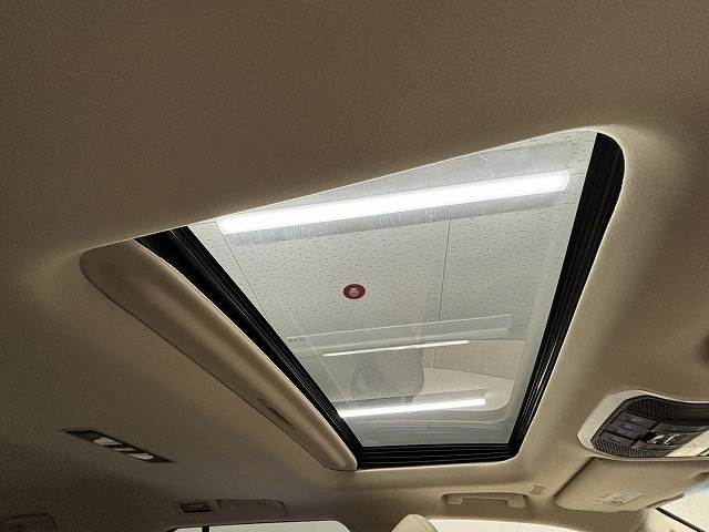 トヨタ ランドクルーザー300系の画像7