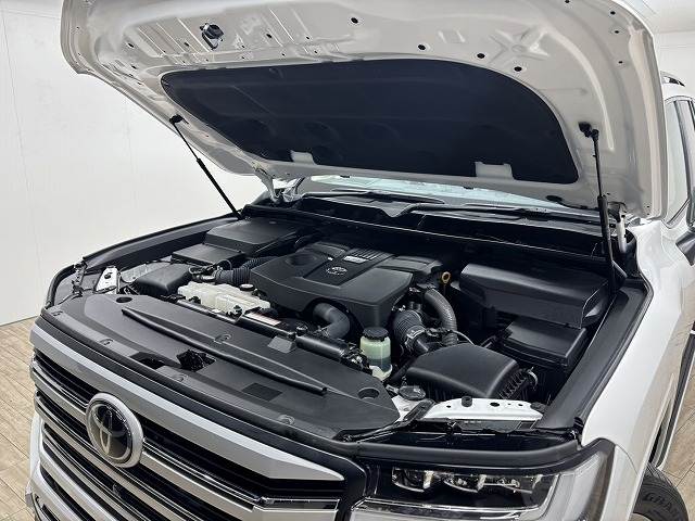 トヨタ ランドクルーザー300系の画像18