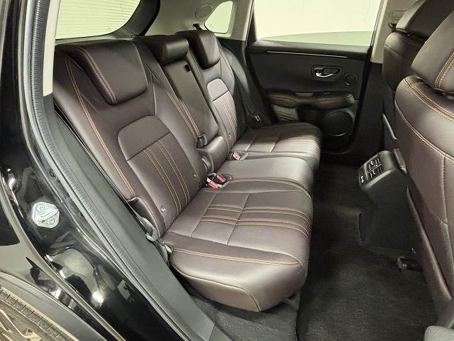 ZR-Ve:HEV Z 内装他