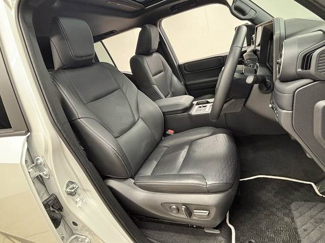 ランドクルーザー250VX 内装他