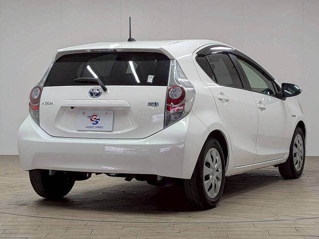 トヨタ&nbsp;アクアの画像16