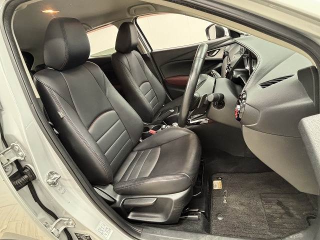 CX-3XD Touring 内装他