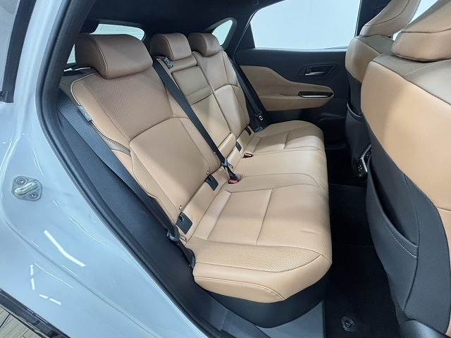 クラウンスポーツSPORT Z (HEV) 内装他