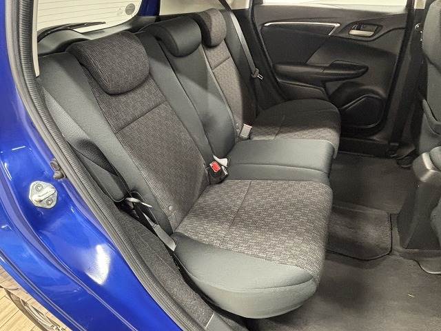 フィット 2WD13G Lパッケージ 内装他