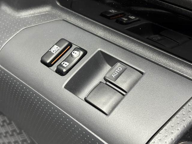 トヨタ&nbsp;FJクルーザーの画像11