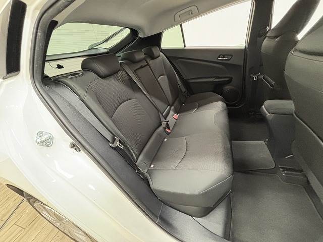 プリウスS 内装他