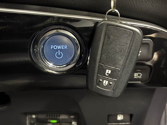 トヨタ&nbsp;プリウスの画像11