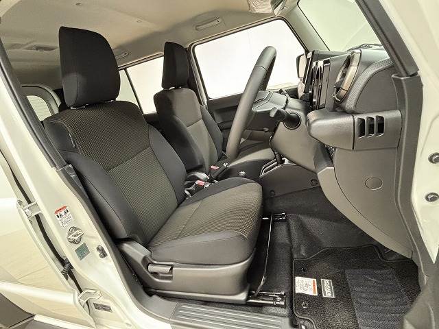 ジムニーノマドFC 内装他