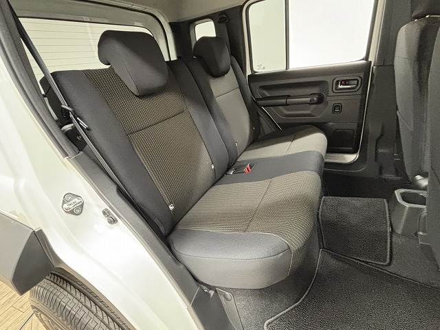 ジムニーノマドFC 内装他