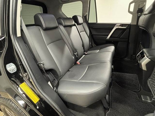 ランドクルーザープラド□TX“Lパッケージ” 内装他