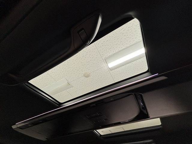 トヨタ&nbsp;アルファードの画像8