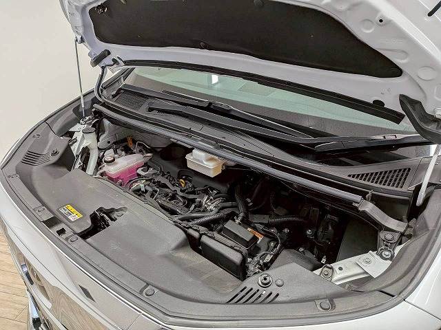 トヨタ アルファードハイブリッドの画像18