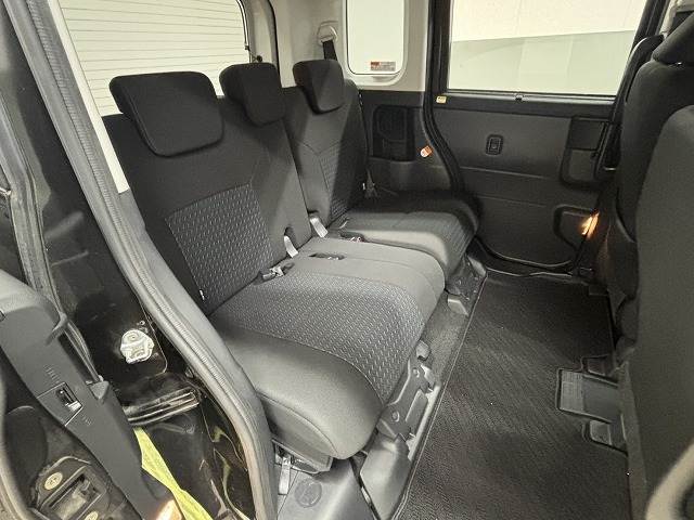 ルーミーカスタムG 内装他