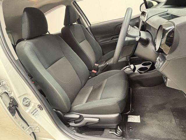 アクアS“Style Black” 内装他