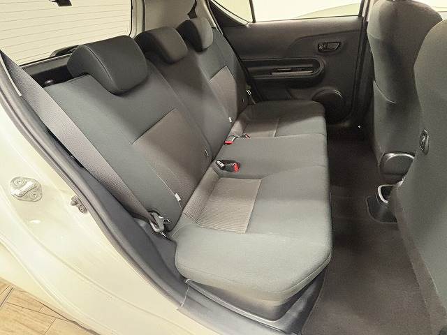 アクアS“Style Black” 内装他