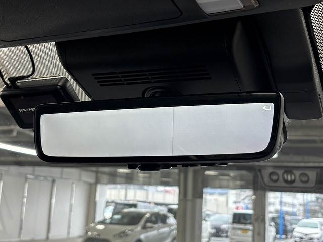 トヨタ ヴェルファイアハイブリッドの画像10