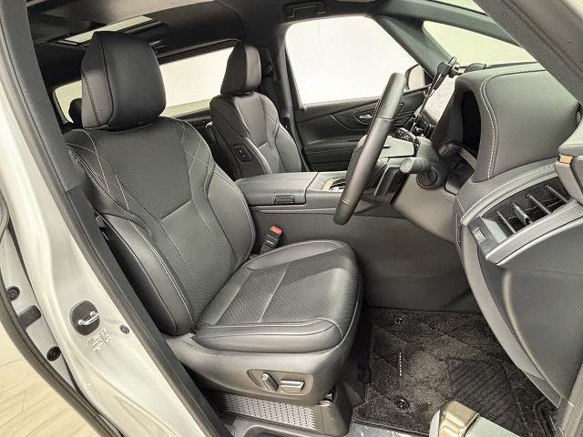 トヨタ&nbsp;ヴェルファイアハイブリッドの画像5