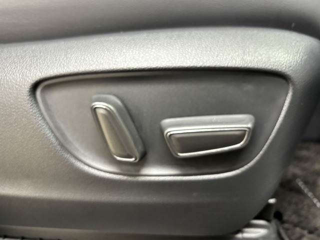 トヨタ&nbsp;ヴェルファイアハイブリッドの画像11