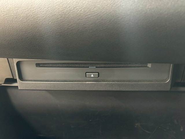 トヨタ&nbsp;ヴォクシーハイブリッドの画像12