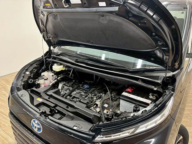 トヨタ&nbsp;ヴォクシーハイブリッドの画像18