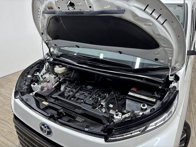 トヨタ&nbsp;ヴォクシーハイブリッドの画像18