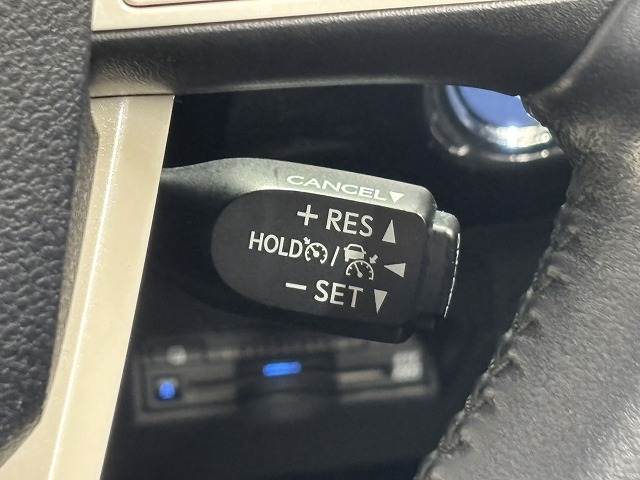 トヨタ&nbsp;プリウスPHVの画像7