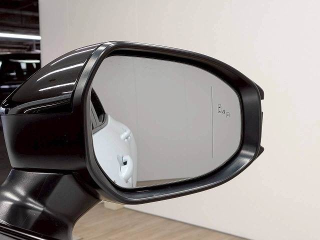 トヨタ&nbsp;クラウンスポーツの画像8