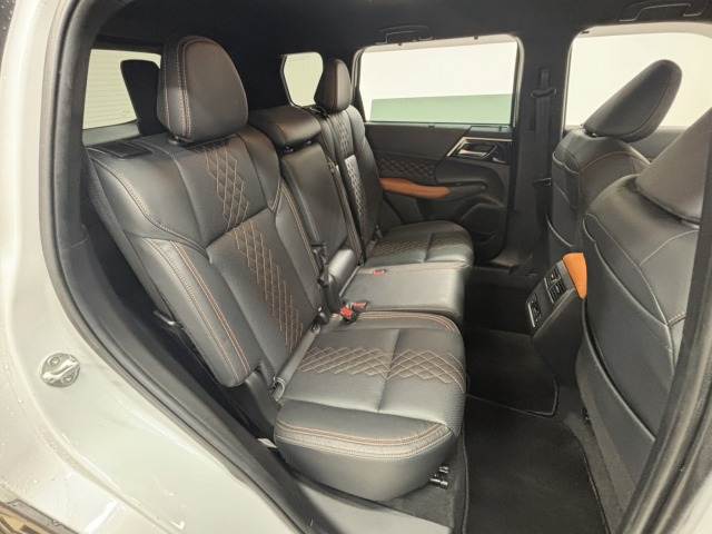 三菱&nbsp;アウトランダーPHEVの画像6