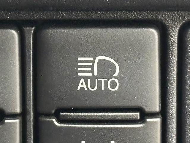 トヨタ&nbsp;ヴォクシーの画像12