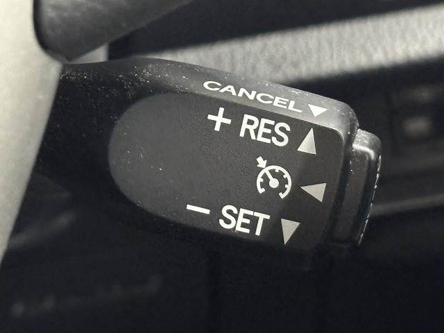 トヨタ&nbsp;ヴォクシーハイブリッドの画像9