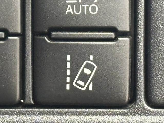 トヨタ&nbsp;ヴォクシーハイブリッドの画像11