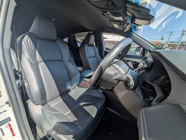 ハリアーハイブリッドZ “Leather Package” 内装他