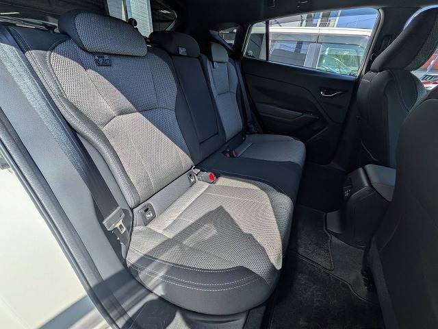 クロストレックPremium S:HEV EX 内装他