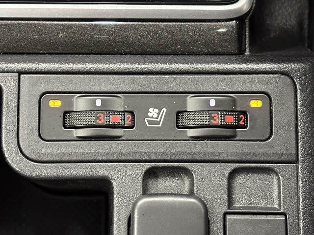 トヨタ&nbsp;ランドクルーザープラドの画像9