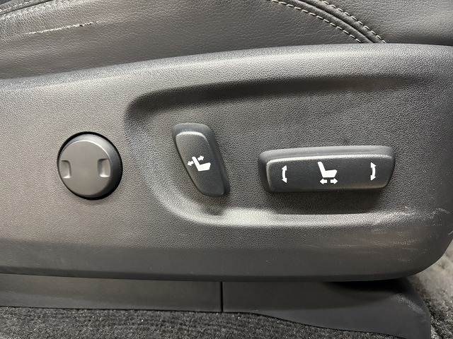 トヨタ&nbsp;ランドクルーザープラドの画像10