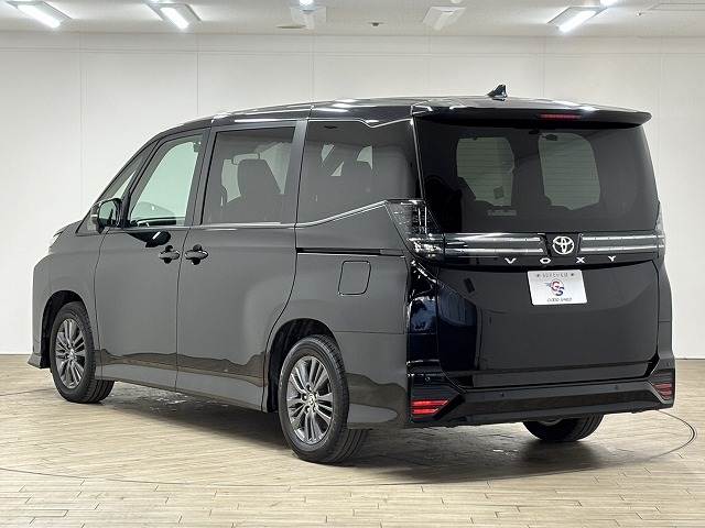 トヨタ&nbsp;ヴォクシーの画像17