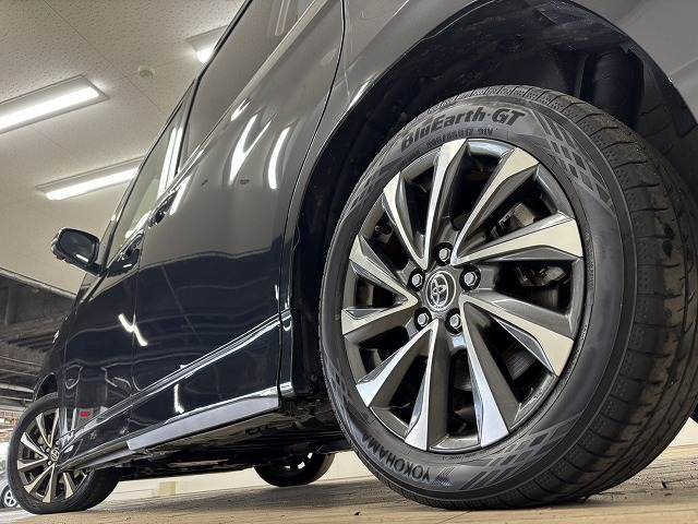 トヨタ ヴォクシーハイブリッドの画像19