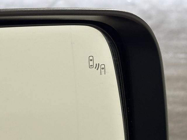 三菱 デリカD5の画像11